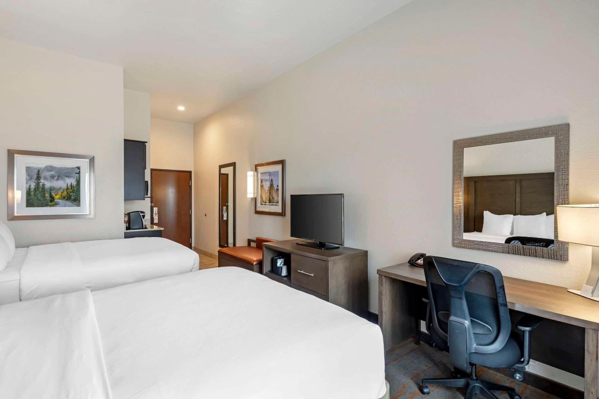 Comfort Inn & Suites Brighton Denver Ne Medical Center Zewnętrze zdjęcie