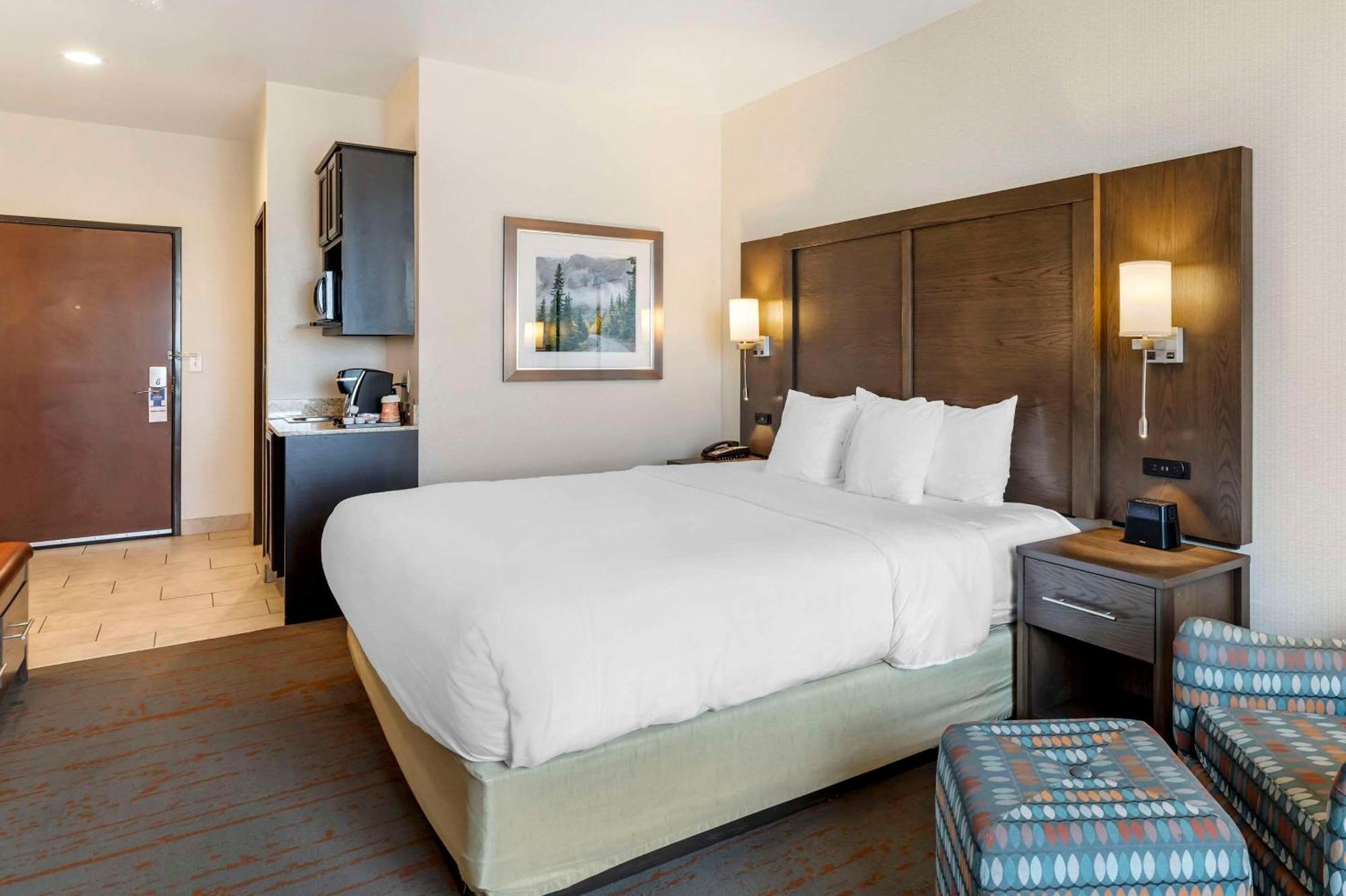 Comfort Inn & Suites Brighton Denver Ne Medical Center Zewnętrze zdjęcie