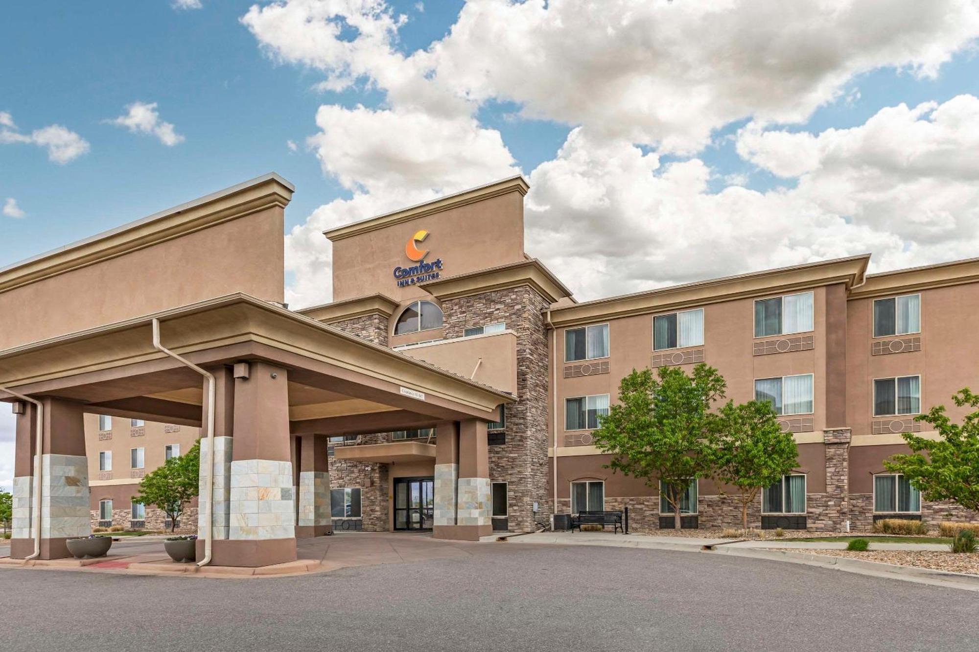 Comfort Inn & Suites Brighton Denver Ne Medical Center Zewnętrze zdjęcie